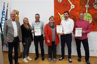Vertreter der Gewinner*innen in der Kategorie „Kommunen“